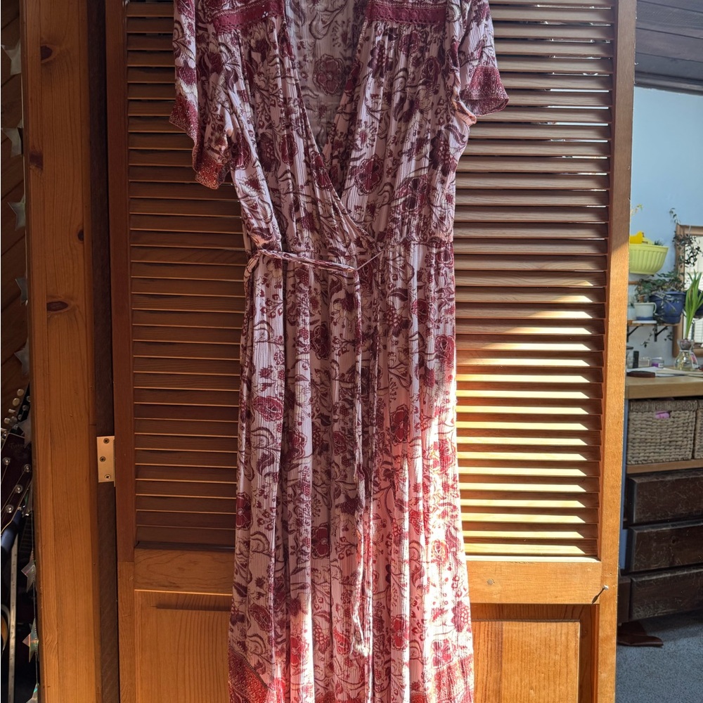 Knox rose dress.  Ready for fall winery trips. Add brown boots.  Has pockets